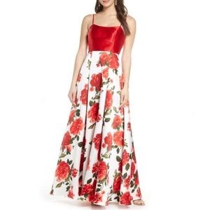 NWT Sequin Heart Floral Dress Size 3